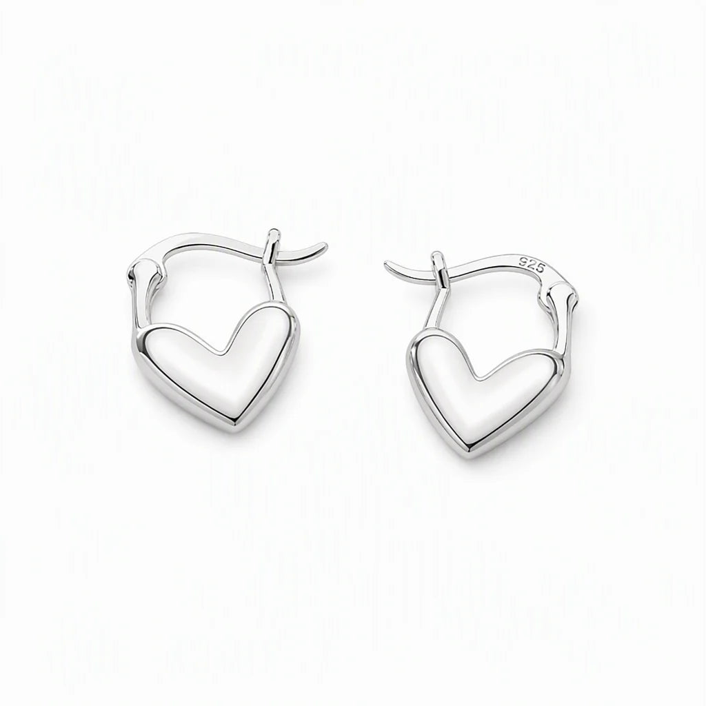 💕 ✨ Small Heart Hoop Earrings – Smooth finish & French minimalist style ✨(🔥BUY 1 GET 1 FREE🎉)