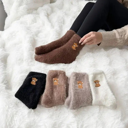 🐮5 Pairs Fuzzy Highland Cow Socks