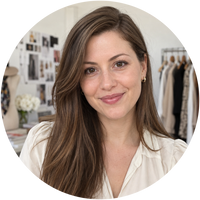 Mia Reynolds, Lifestyle & Everyday Essentials Expert