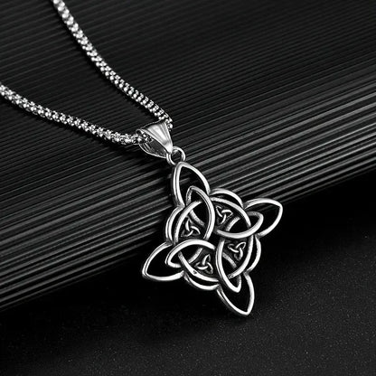 🌙 Witch's Knot Necklace
