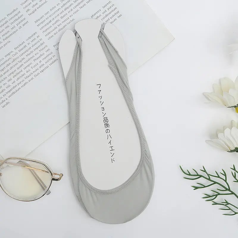 🔥Women's Ice Silk No Show Ultra‐Thin Liners — Invisible Comfort for Every Shoe | 6‐Pair Pack