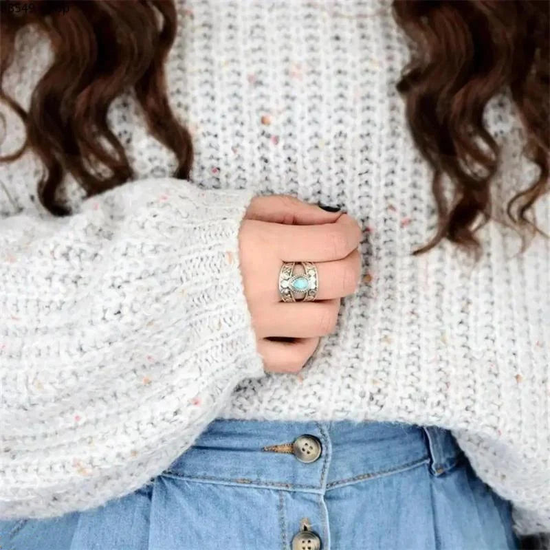 🌸Vintage Carved Teardrop Ring for Women💎