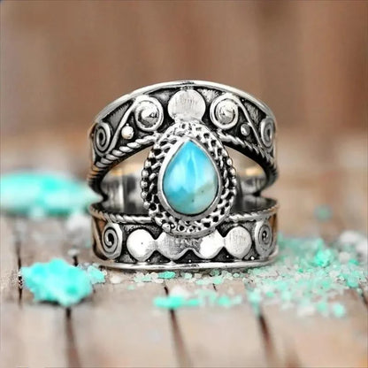 🌸Vintage Carved Teardrop Ring for Women💎