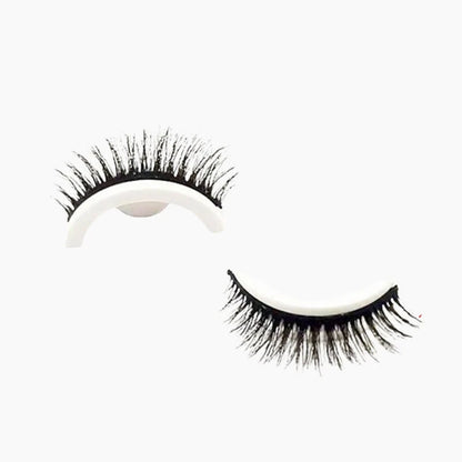 Sticky Eyelashes – Light, Naturally Curled & Eyeliner Effect❤️