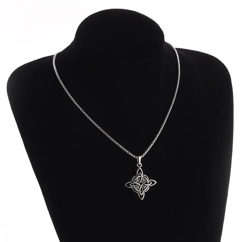 🌙 Witch's Knot Necklace