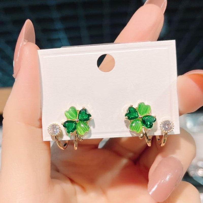 🍀Four-Leaf Clover Huggie Hoop Earrings