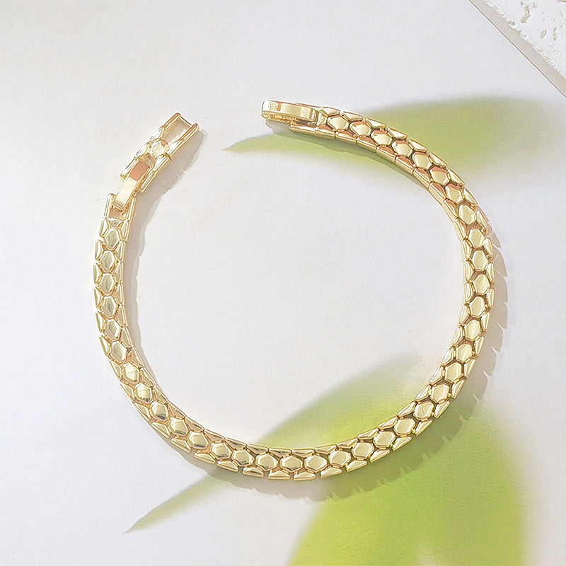 📢📢40% OFF !! ⏰Women's Elegant Gold Color Chain Bracelet
